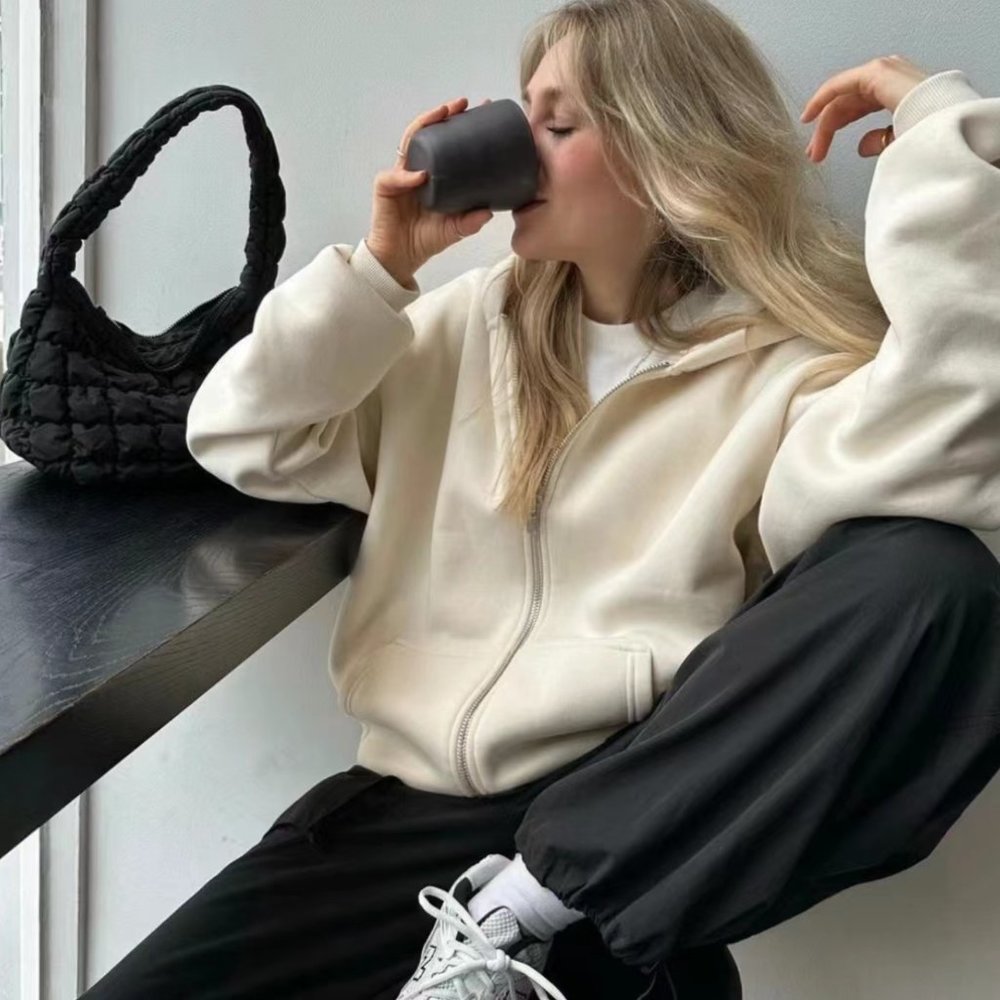 Aritzia Tna Cozy Fleece Boyfriend Oversized Zip Hoodie - Tan / Beige